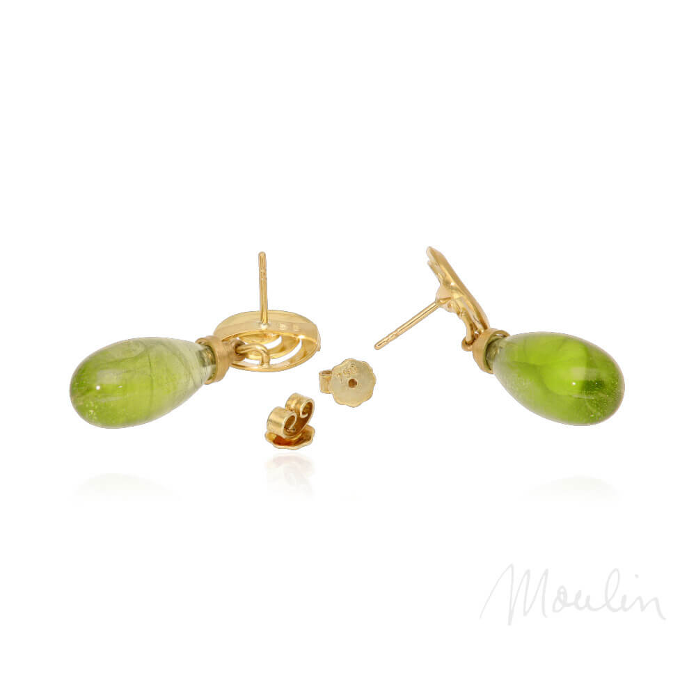 Moulin_133401-ohrstecker-goldschnecke-peridot-02-spiegelung-sign@mshagentur