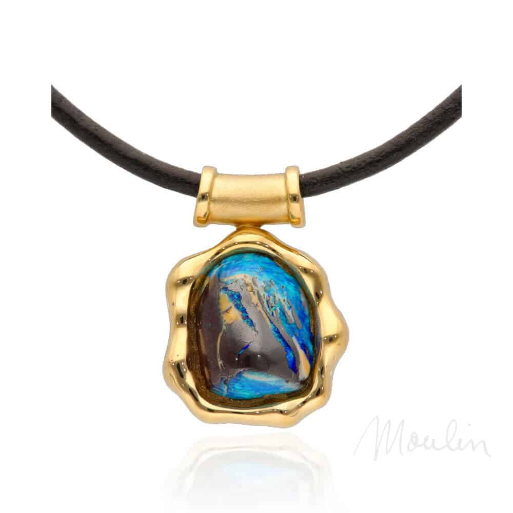 Moulin_153406-opal-anhaenger-gelbgold-01-spiegelung-sign@mshagentur