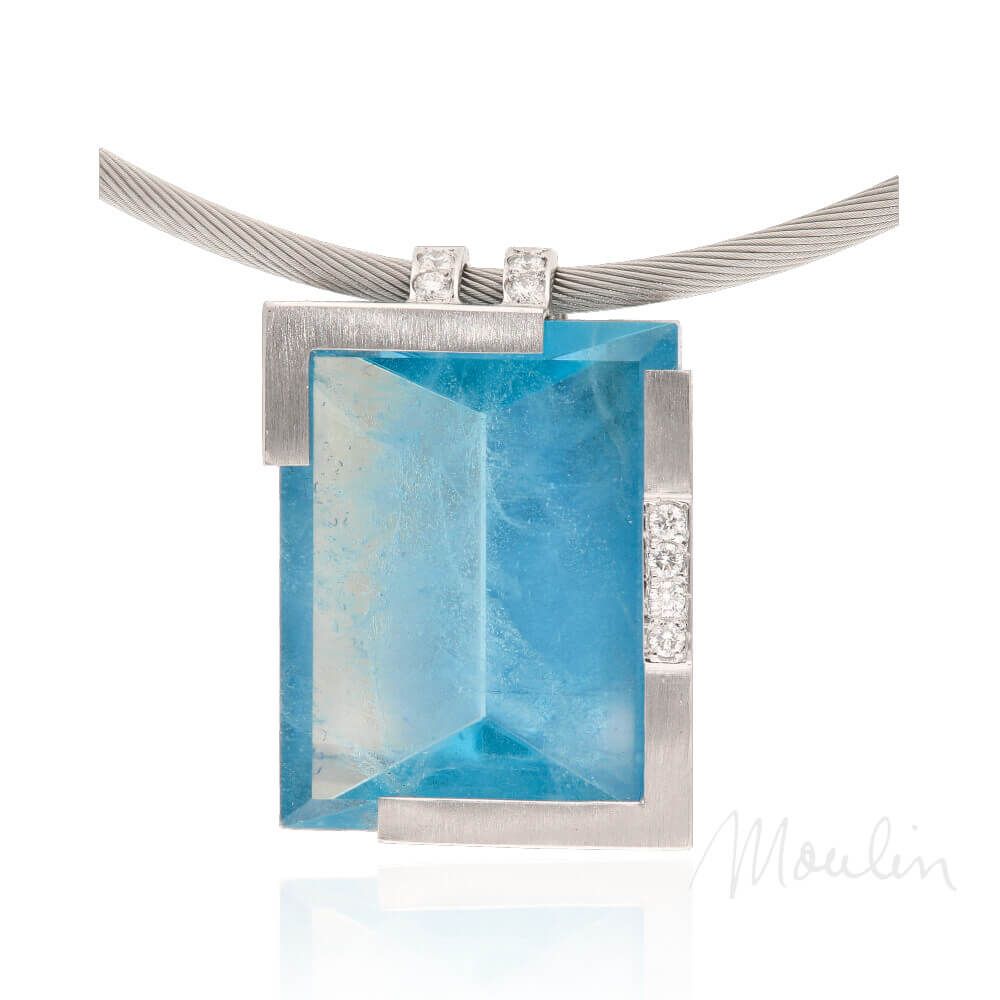 Moulin_1534W01-anhaenger-aquamarin-big-01-spiegelung-sign@mshagentur
