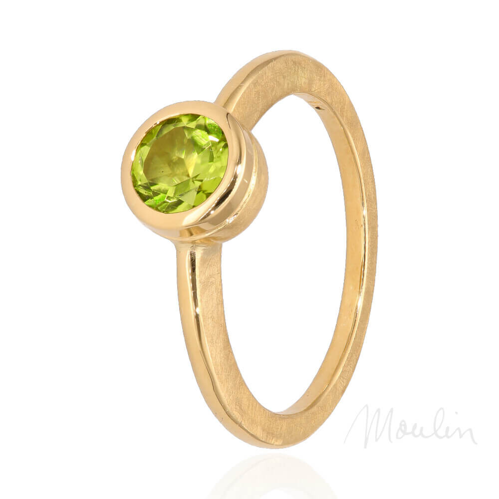 Moulin_173417-ring-gelbgold-peridot-gruen-03-spiegelung-sign@mshagentur