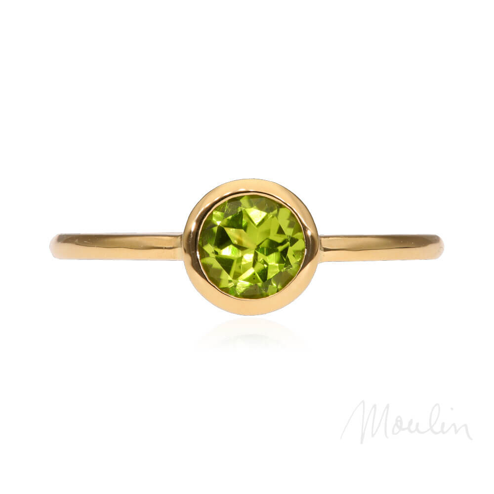 Moulin_173417-ring-gelbgold-peridot-gruen-07-spiegelung-sign@mshagentur